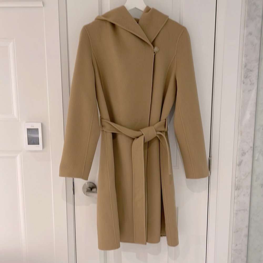 Theory coat